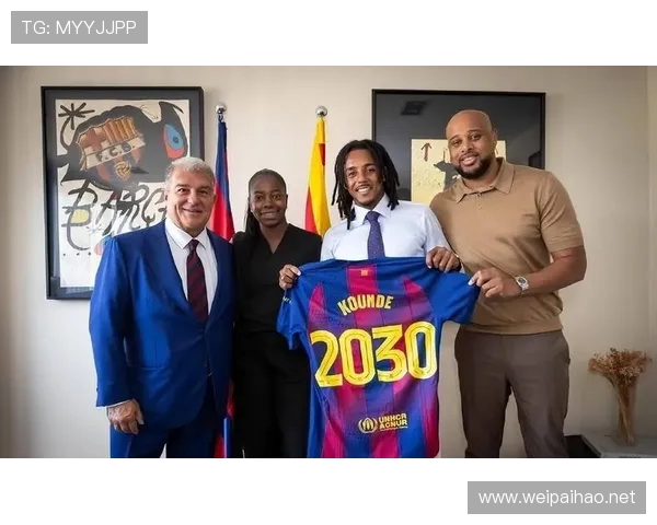 世体爆料巴萨接近与孔德完成续约谈判新合同有望今夏正式官宣 世体爆料巴萨接近与孔德完成续约谈判新合同有望今夏正式官宣